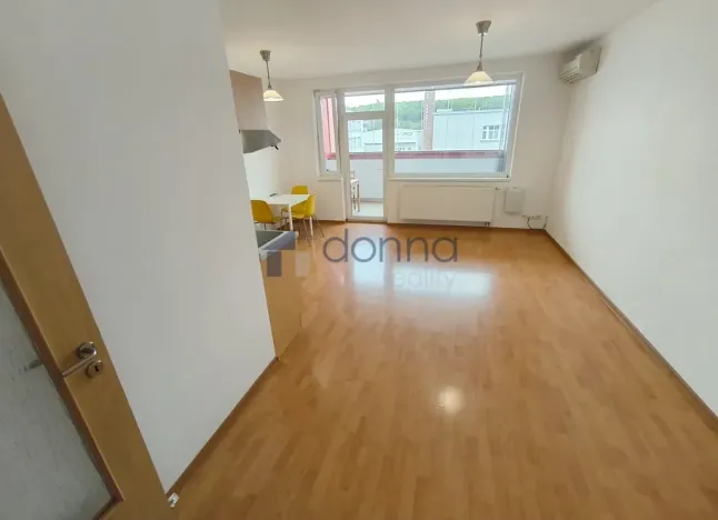 Prodej bytu 1+kk, Praha, Poděbradská, 36 m2