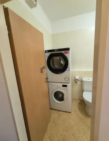 Prodej bytu 1+kk, Praha, Poděbradská, 36 m2