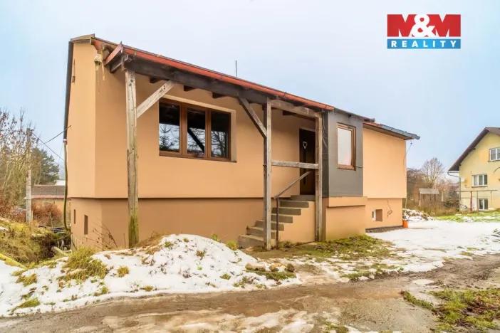 Prodej rodinného domu, Brniště, 190 m2