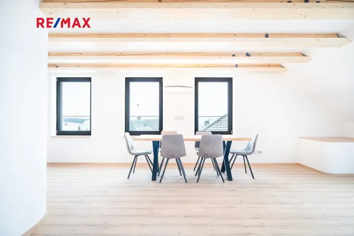 Prodej bytu 4+1, Černilov, 130 m2