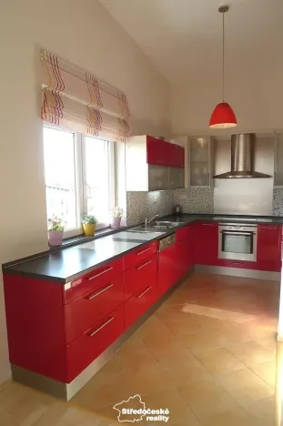 Pronájem bytu 4+kk, Praha - Suchdol, Holubí, 234 m2