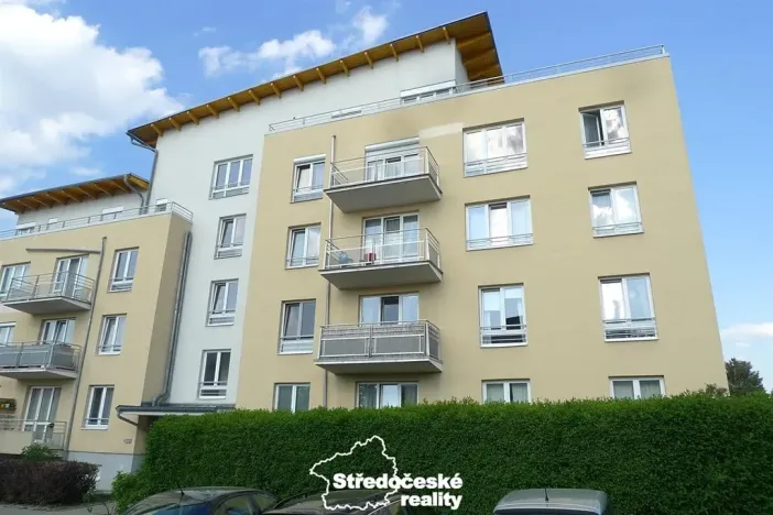 Pronájem bytu 4+kk, Praha - Suchdol, Holubí, 234 m2