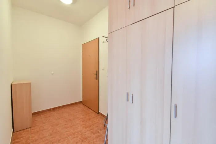 Pronájem bytu 2+kk, Praha - Dolní Měcholupy, V osikách, 56 m2