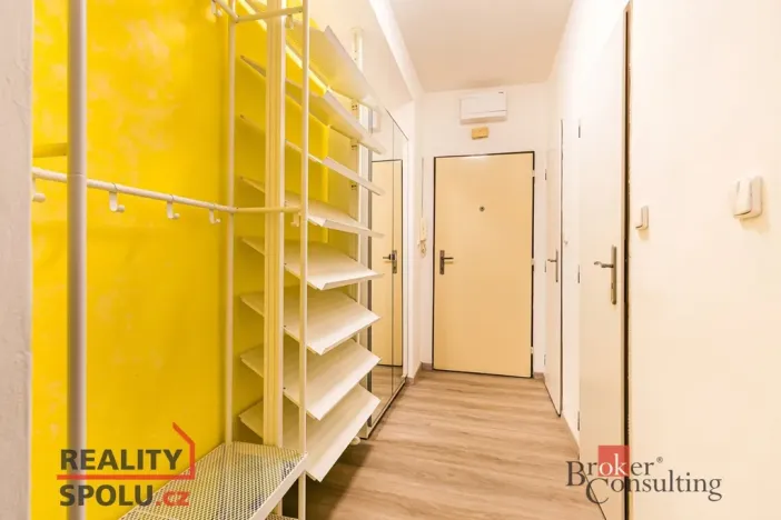 Pronájem bytu 2+1, Slavkov u Brna, Komenského náměstí, 53 m2