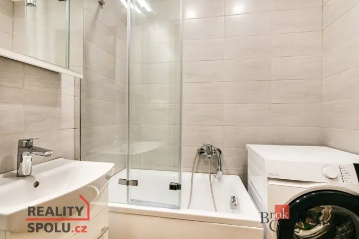 Pronájem bytu 2+1, Slavkov u Brna, Komenského náměstí, 53 m2