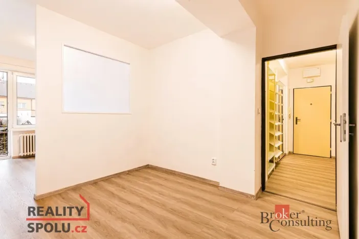 Pronájem bytu 2+1, Slavkov u Brna, Komenského náměstí, 53 m2