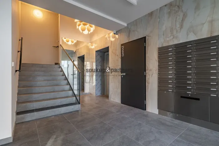 Prodej bytu 2+kk, Praha - Ruzyně, Stočesova, 54 m2