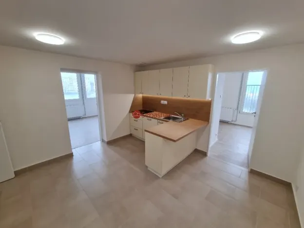 Pronájem bytu 2+1, Teplice - Trnovany, Antonína Sochora, 59 m2