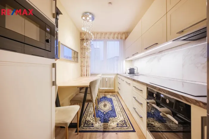 Prodej bytu 3+1, Brno - Líšeň, Vlkova, 63 m2