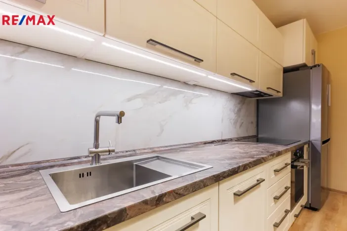 Prodej bytu 3+1, Brno - Líšeň, Vlkova, 63 m2