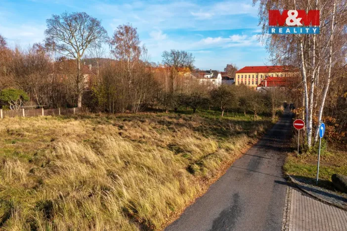 Prodej komerčního pozemku, Jiříkov, 4313 m2