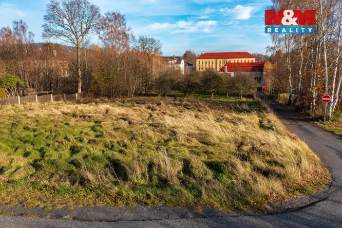 Prodej komerčního pozemku, Jiříkov, 4313 m2