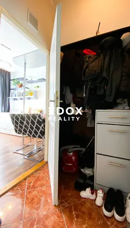 Prodej bytu 2+kk, Praha - Smíchov, U Santošky, 39 m2