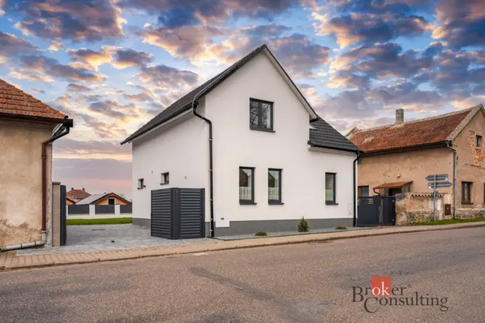 Prodej rodinného domu, Dřenice, 126 m2