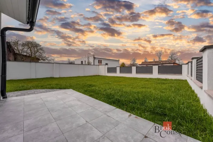 Prodej rodinného domu, Dřenice, 126 m2