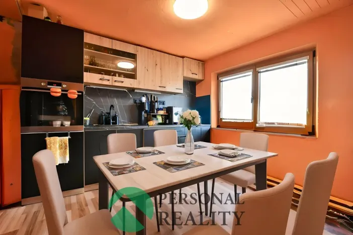 Prodej atypického bytu, Velká Hleďsebe - Klimentov, 140 m2