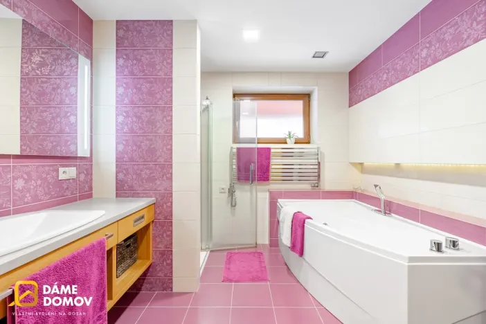 Prodej rodinného domu, Kostelec u Holešova, 260 m2