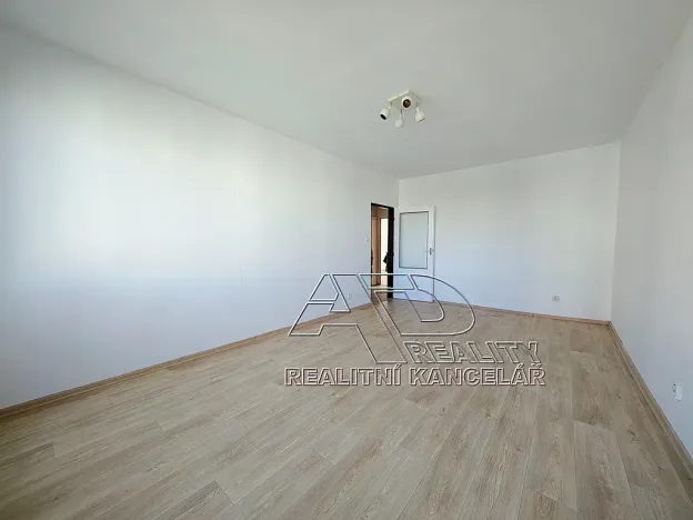 Pronájem atypického bytu, České Budějovice, Branišovská, 61 m2