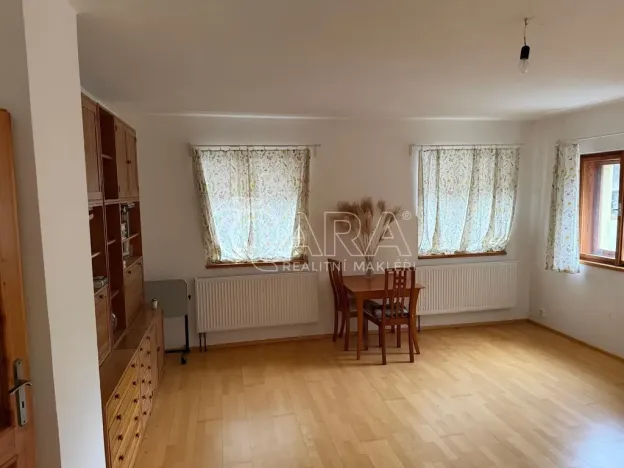 Prodej podílu 1/2 rodinného domu, Praha - Zadní Kopanina, Kavylová, 500 m2