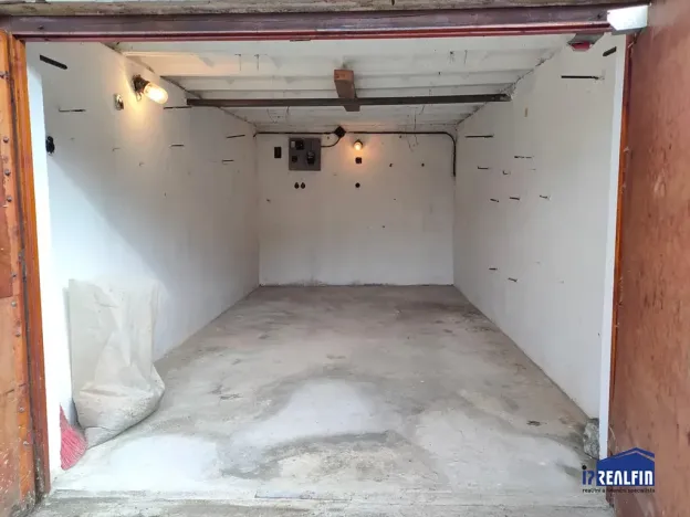 Pronájem garáže, Liberec, Kunratická, 19 m2
