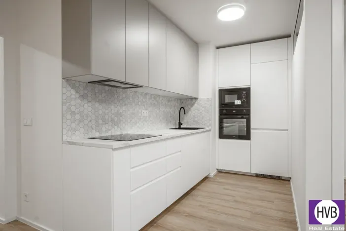 Prodej bytu 4+kk, Praha, Novodvorská, 76 m2