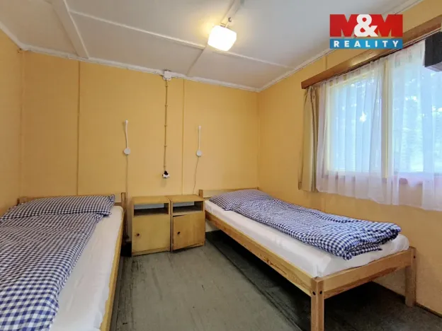 Prodej chaty, Pojbuky, 777 m2