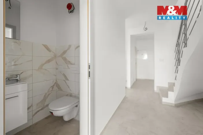 Prodej rodinného domu, Buštěhrad, Švermova, 123 m2