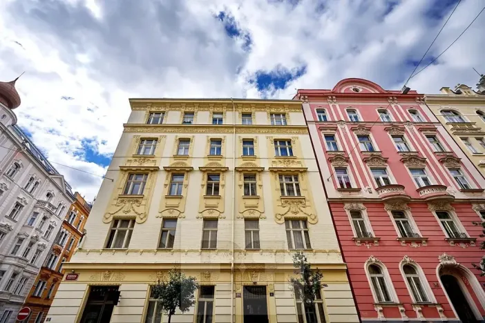 Prodej bytu 3+kk, Praha - Holešovice, Šimáčkova, 67 m2