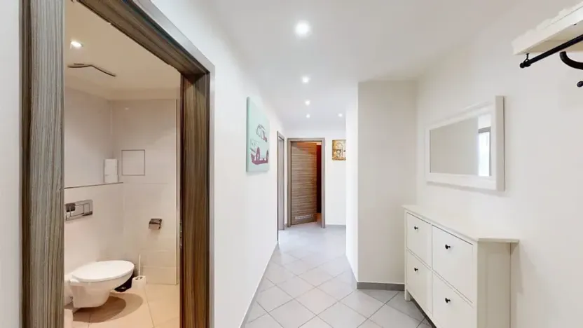 Pronájem bytu 2+kk, Praha - Holešovice, Na Maninách, 65 m2