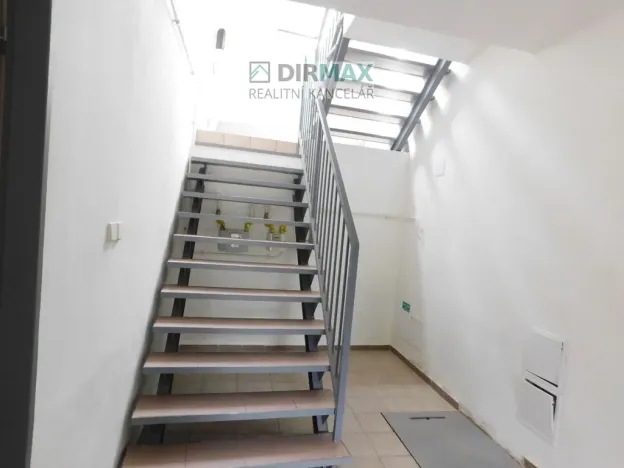 Pronájem pokoje, Plzeň - Severní Předměstí, Lochotínská, 20 m2