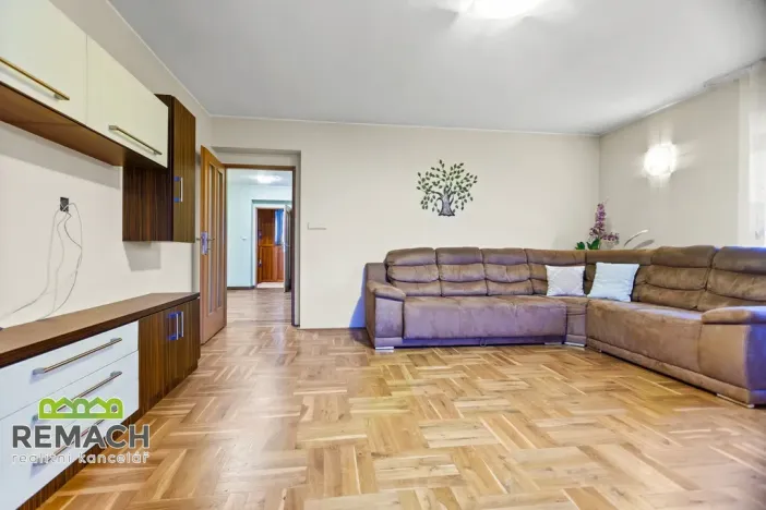 Prodej rodinného domu, Hronov, Karoliny Světlé, 250 m2