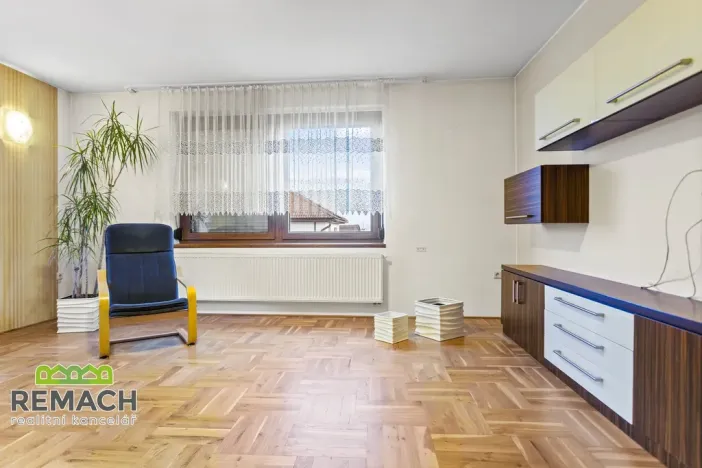 Prodej rodinného domu, Hronov, Karoliny Světlé, 250 m2