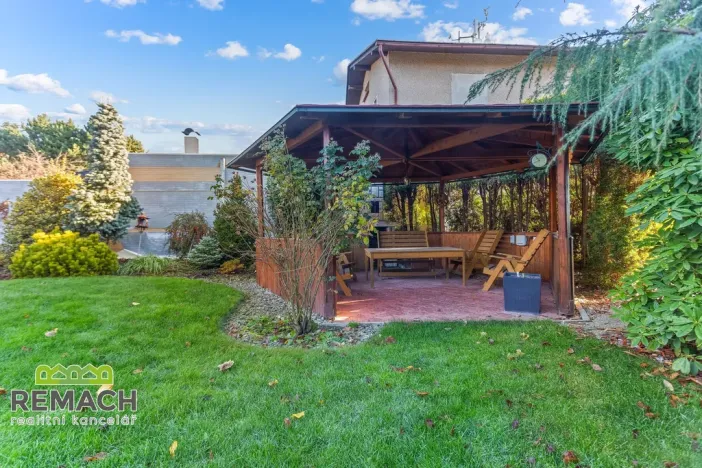 Prodej rodinného domu, Hronov, Karoliny Světlé, 250 m2