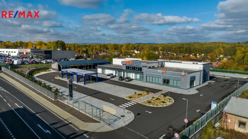 Prodej komerční nemovitosti, Karlovy Vary, 1967 m2