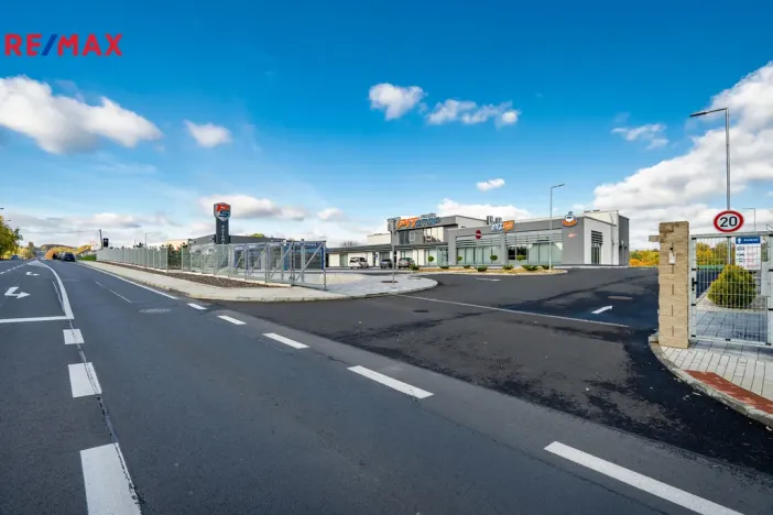 Prodej komerční nemovitosti, Karlovy Vary, 1967 m2