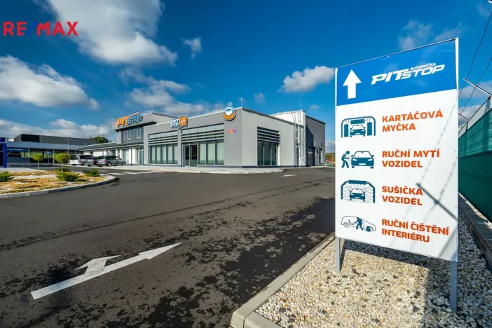 Prodej komerční nemovitosti, Karlovy Vary, 1967 m2