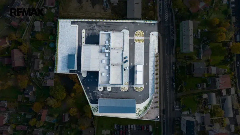 Prodej komerční nemovitosti, Karlovy Vary, 1967 m2