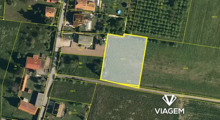 Prodej podílu pozemku pro bydlení, Závišice, 1185 m2