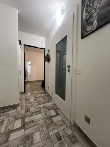 Pronájem bytu 3+1, Pardubice - Polabiny, kpt. Bartoše, 60 m2
