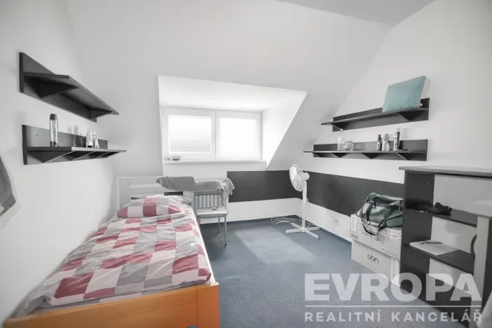 Prodej rodinného domu, Praha - Krč, Branická, 235 m2