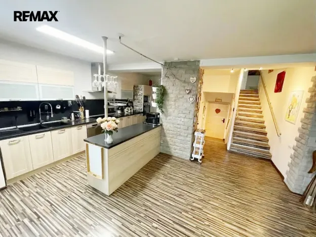 Prodej rodinného domu, Havířov - Bludovice, Zámečnická, 284 m2