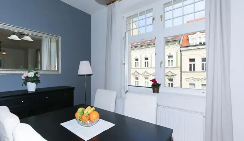 Pronájem bytu 3+kk, Praha - Vinohrady, Na Kozačce, 60 m2