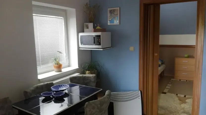 Pronájem půdního prostoru, Hroznová Lhota, 35 m2