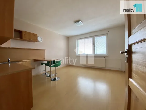 Pronájem bytu 2+kk, Česká Lípa, Okružní, 40 m2