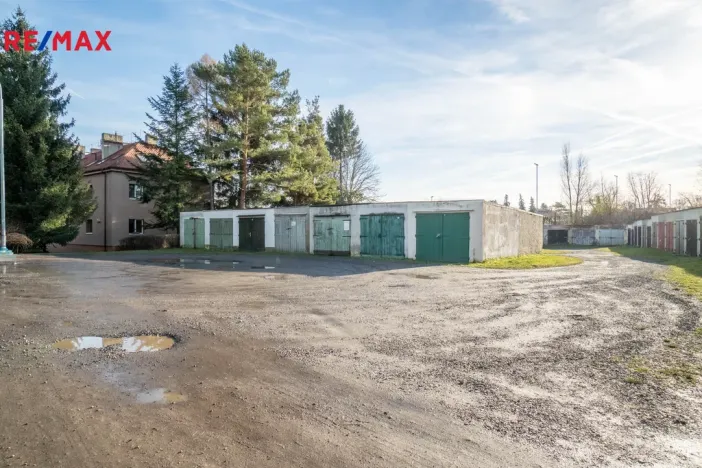 Prodej garáže, Praha - Kbely, Železnobrodská, 18 m2