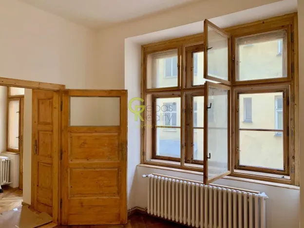 Pronájem bytu 1+1, Praha - Nové Město, Na výtoni, 41 m2