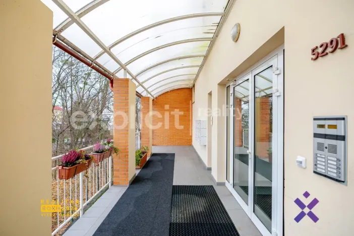 Prodej bytu 2+kk, Zlín, Hradská, 69 m2