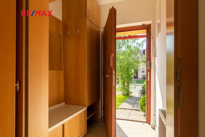 Pronájem rodinného domu, Praha - Újezd nad Lesy, Na Božkovně, 110 m2