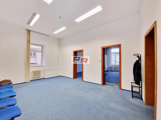 Pronájem kanceláře, Olomouc, Dolní náměstí, 67 m2
