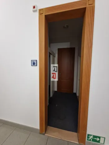 Pronájem kanceláře, Olomouc, Dolní náměstí, 67 m2